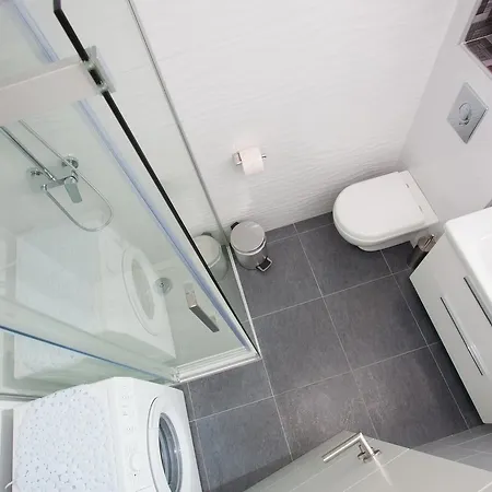 Апартаменты Ana *